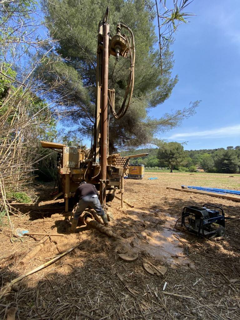 Forage sur terrain agricole pour potager à Six Fours les Plages 83